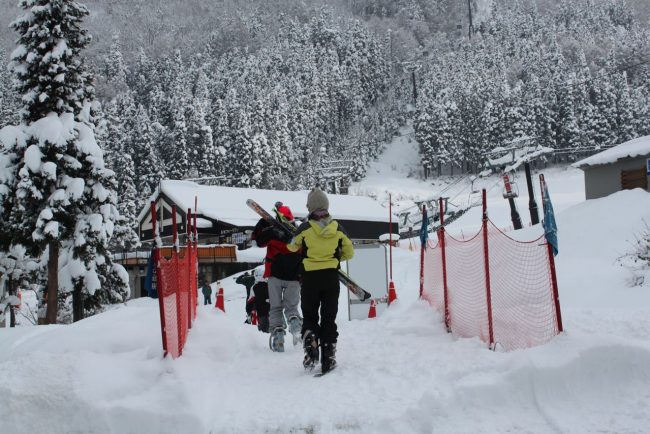 Shuttle Stop Nozawa