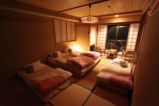 Villa Nozawa Room by night