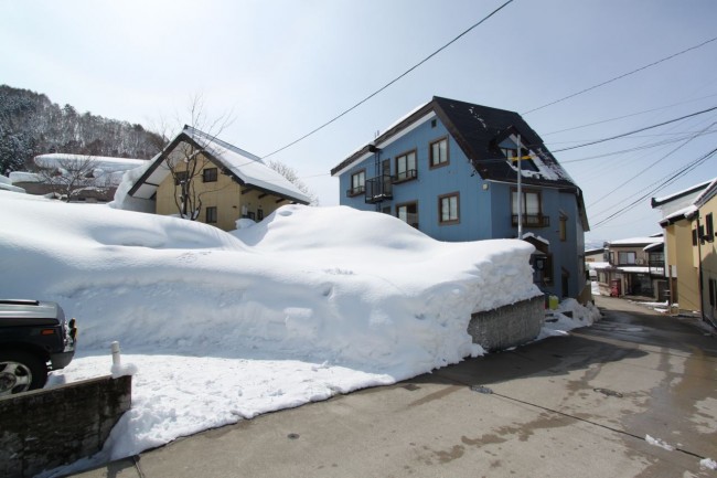 Lodge Nagano Carpark