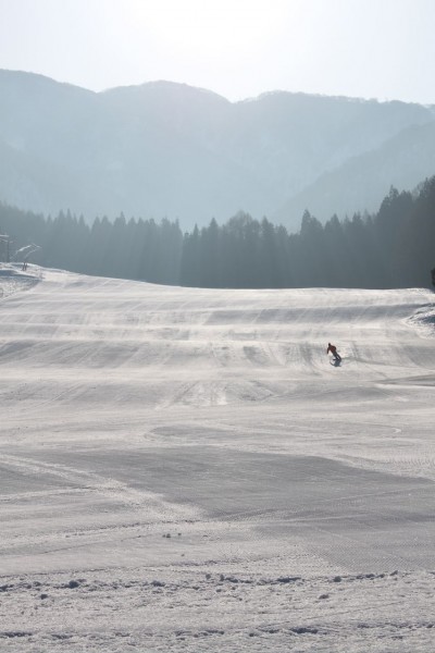 Private slopes await in April in Nozawa