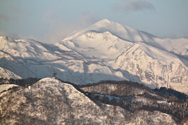 Layered Peaks_900
