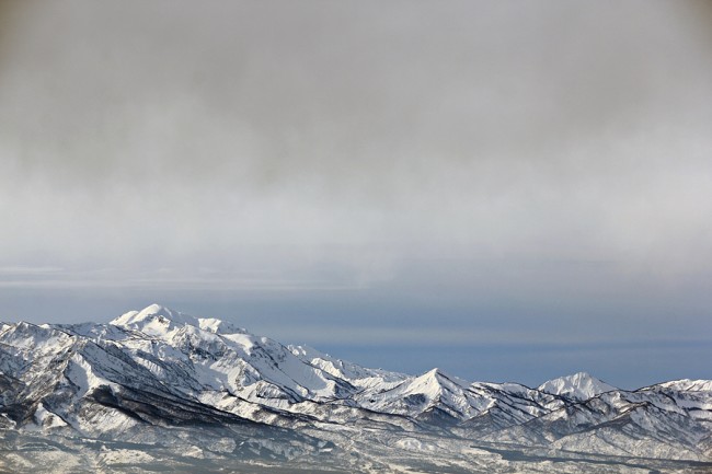 distant peaks900