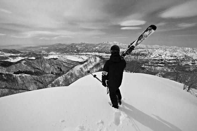 Carl explores the ridge900