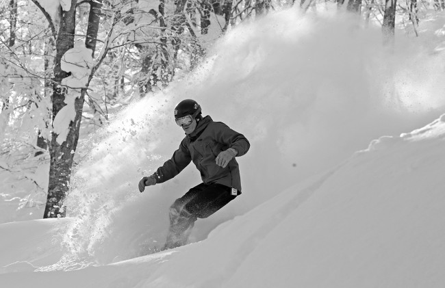 Brad throws a decent roster tail in the Nozawa Onsen trees.