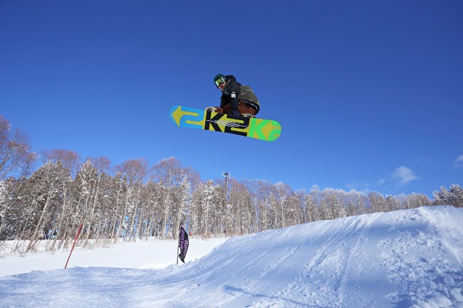 Yuto hits up the park on a sunny day in Nozawa.