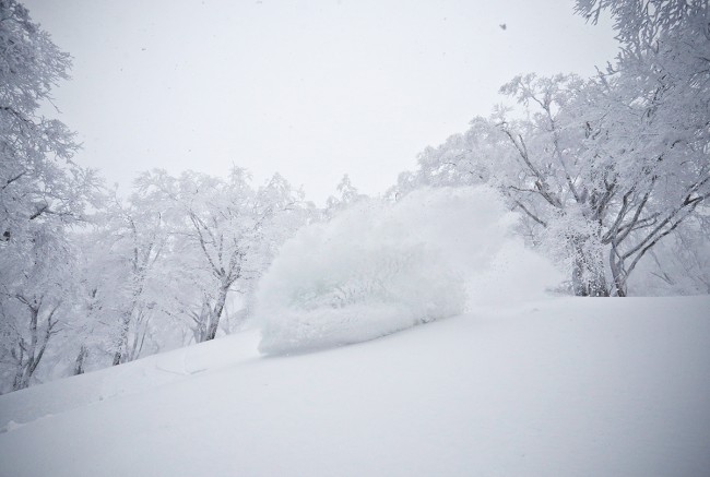 Well overhead in Nozawa Onsen.