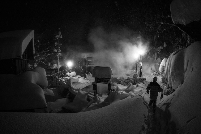 The iconic cooking onsen buried under meters of snow.