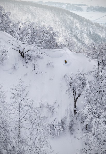Lucas descends one of the steepest lines in Nozawa Onsen.
