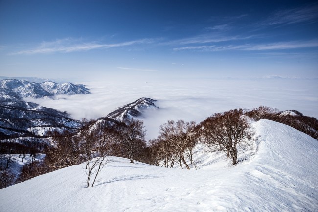 The sea of cloud as viewed from the summit.