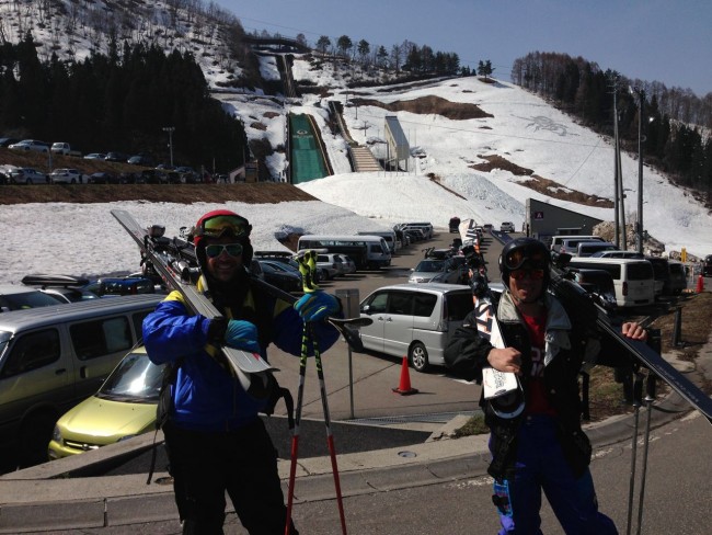 Gab and Luke lining up for the X Wave ski race in Nozawa. Go hard!