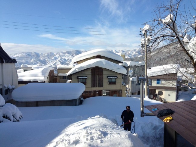 Beautiful day for a shovel! Nashimoto san making light work of the powder. This was taken on 19th of December last year! What a start to the season