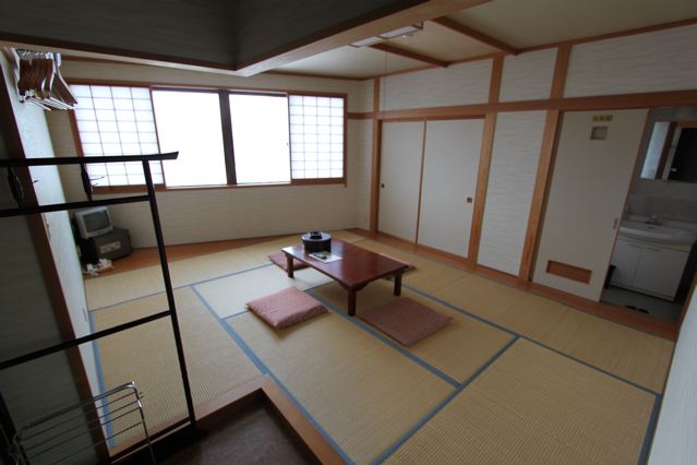 Spacious Traditional Tatami Rooms the only way to go when in Nozawa.