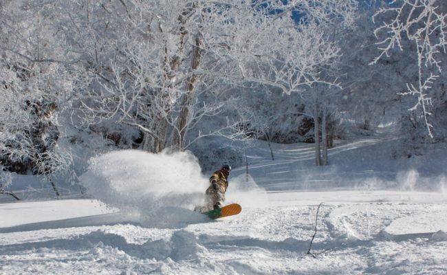 spring skiing nozawa onsen japan