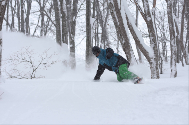 Wazza shredding it up in the fresh spring powder