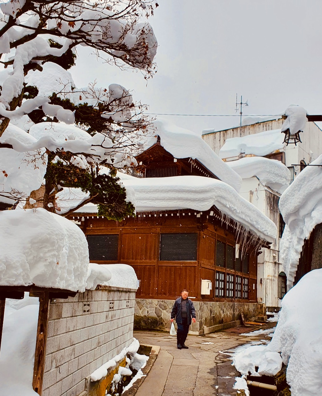 Explore Nozawa Onsen Japan 