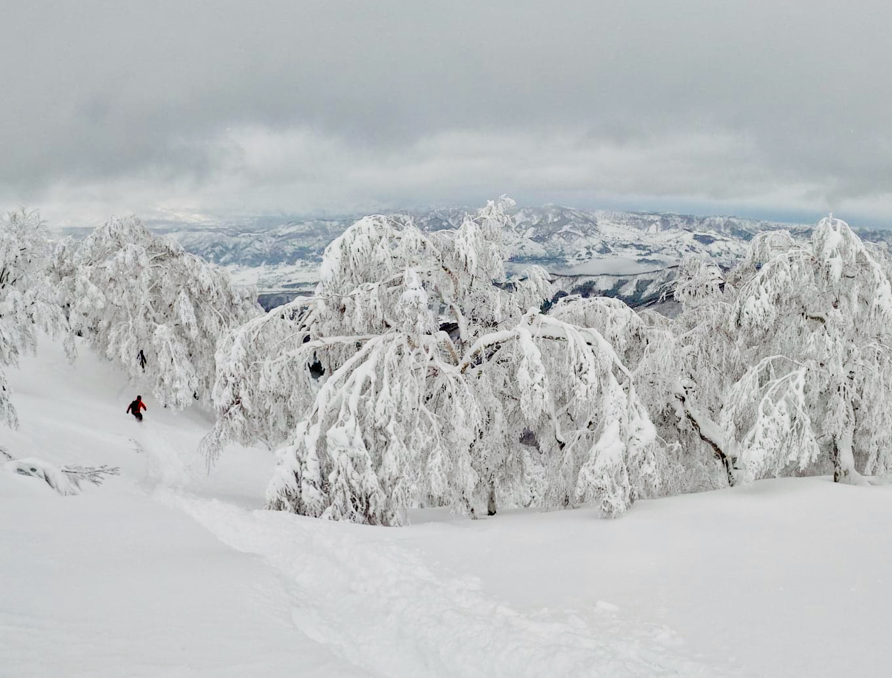 Weekend Ski Trip Japan 