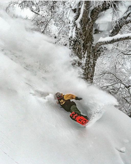 How deep snow Nozawa Onsen 