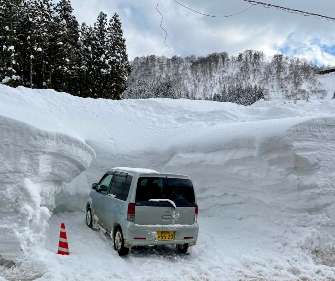 Long Weekend Ski Japan