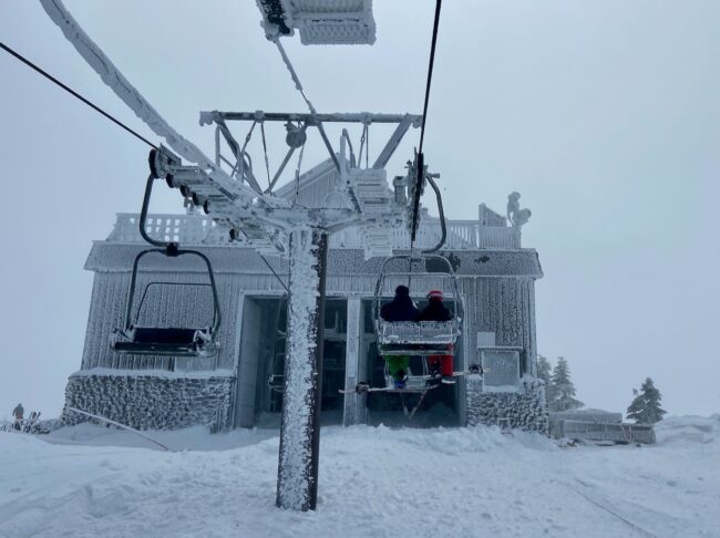 May Snow Ski Japan 