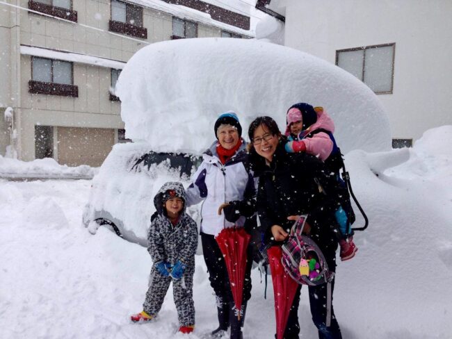 Early Snow Skiing Japan