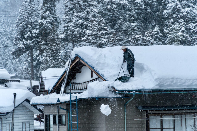 Snow Clearing Nozawa Onsen 