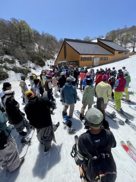 Everyone enjoying their last few days of the season on the mountain